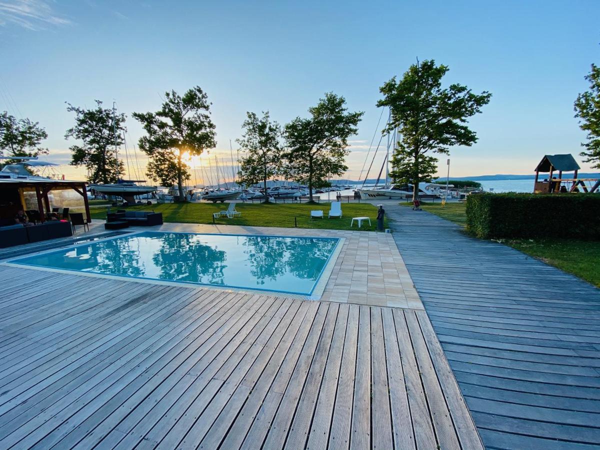 Bl Lakeside Apartman Balatonlelle Ngoại thất bức ảnh